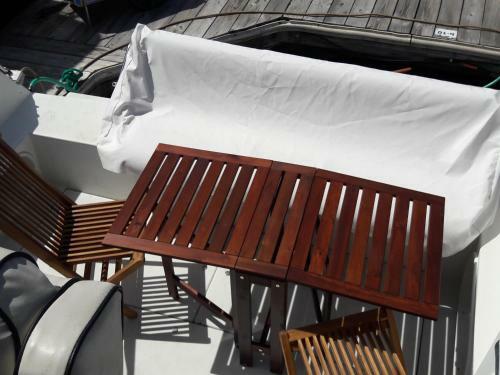 Frida - Waterfront Carver 30'