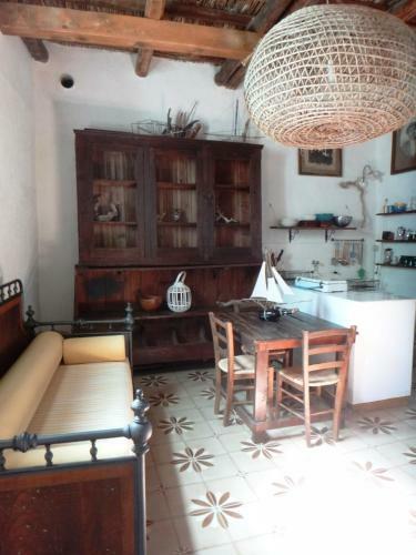 Casa Gianni Alicudi