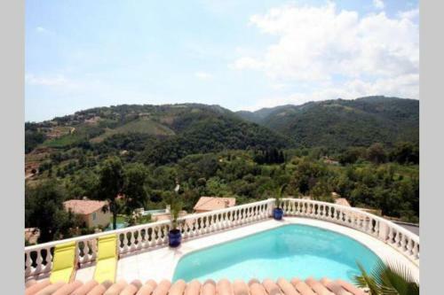 Villa De Standing / Piscine Priv�e/ Splendide Vue