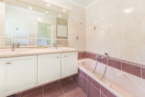 Villa De Standing / Piscine Priv�e/ Splendide Vue