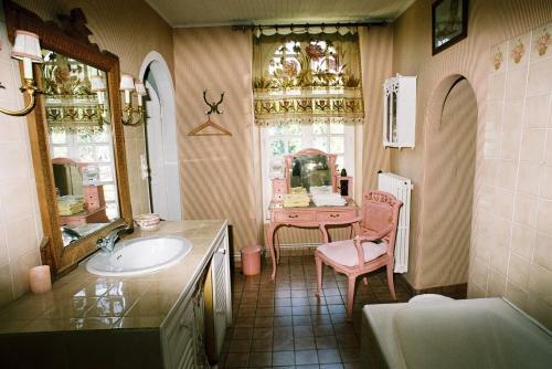Bed & Breakfast Chateau De Pont-sal