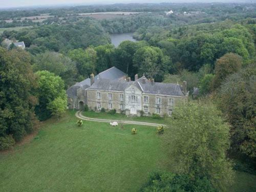Bed & Breakfast Chateau De Pont-sal