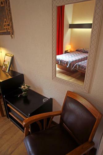 Hotel Logis Auberge Du Peras