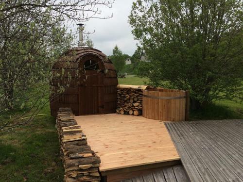 Domaine De L'ours / Camping Lodge