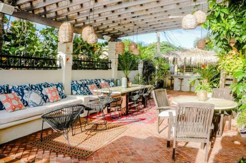 Bed & Breakfast Tres Sirenas Beach Inn