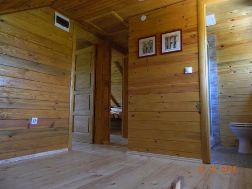 Lodge Mountain Views