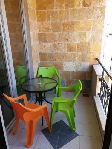 "lux Apartmani M-mili?"