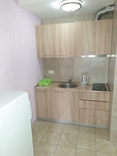 "lux Apartmani M-mili?"