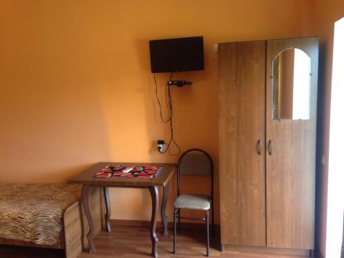 Hostal ????????