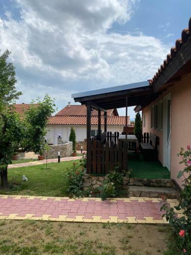 Hostal Tihiyat Kut - Ognyanovo