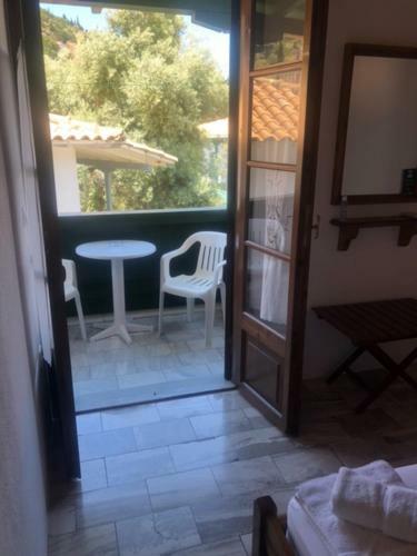 Hostal Pansion Vasso