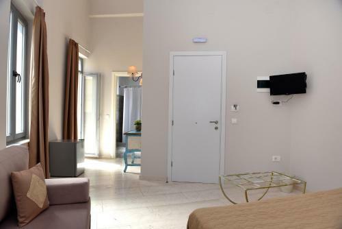 Hostal Oisyra Hotel