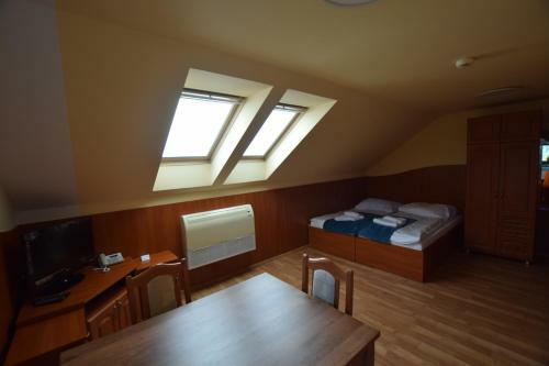 Hotel Tawerna Cha?cza