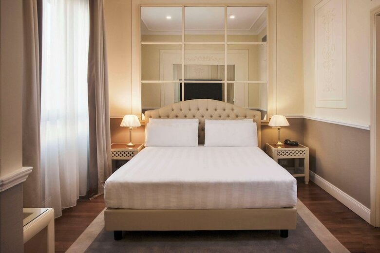Hotel Radisson Blu Ghr Rome