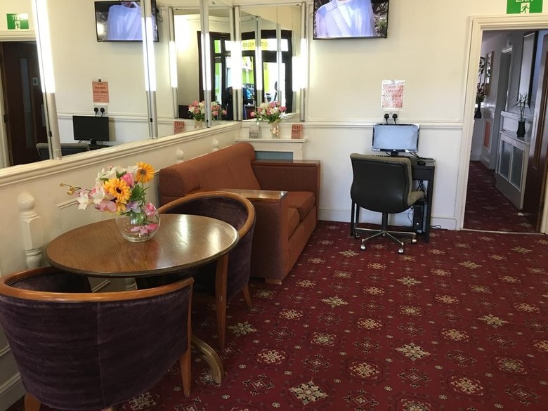Clapham South Dudley Hotel