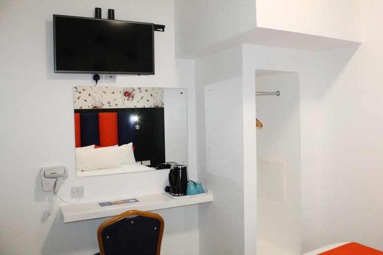 Clapham South Dudley Hotel