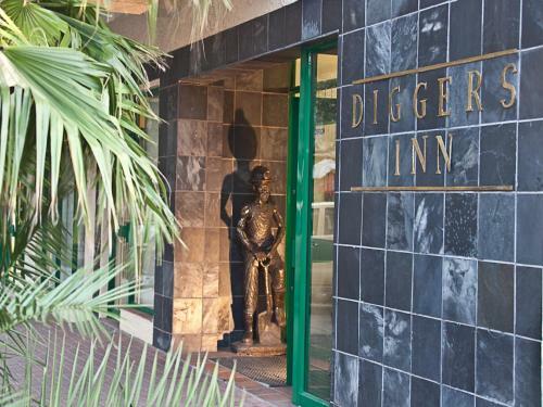 Lodge Diggers Inn