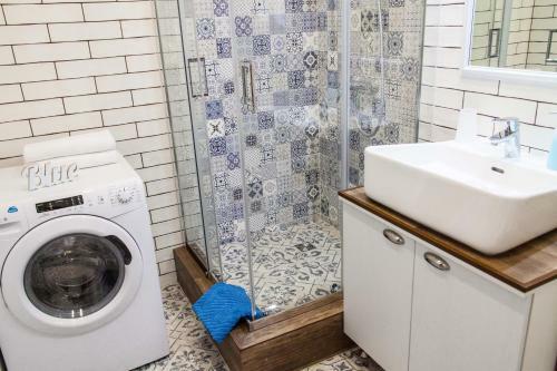 The Best Apartment In Kiev Blue
