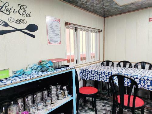 Hotel New Manjil