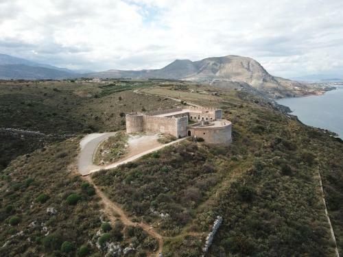 Calma Seaside Villa