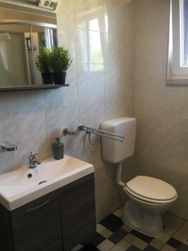 Hostal Orro Rooms