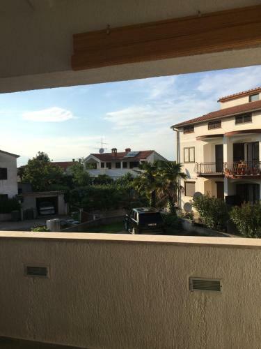 Hostal Orro Rooms
