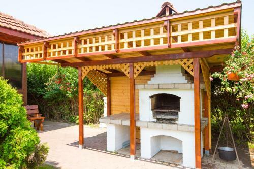 Hostal Pensiunea Ovy & Dya