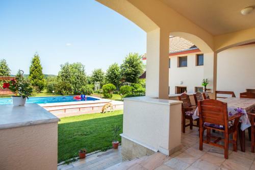 Hostal Pensiunea Ovy & Dya