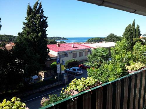 Cecillia Mare Apartments