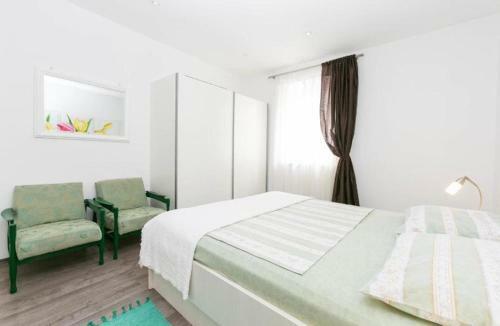 Cecillia Mare Apartments