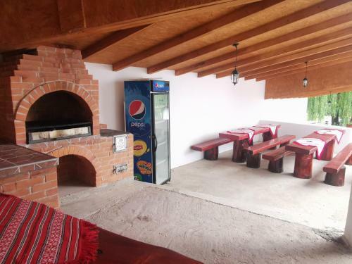 Hostal Pensiunea Anidor