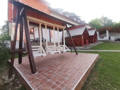 Hostal Pensiunea Anidor
