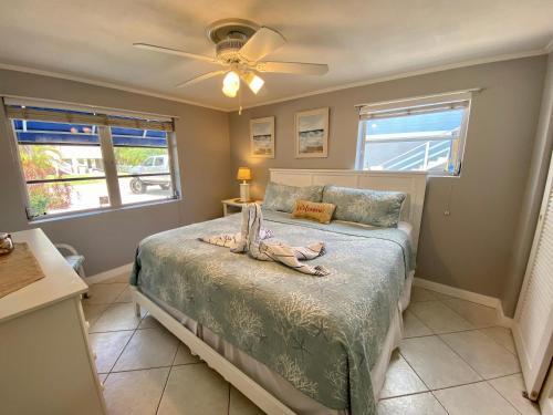 120 Bahia Via - Downstairs