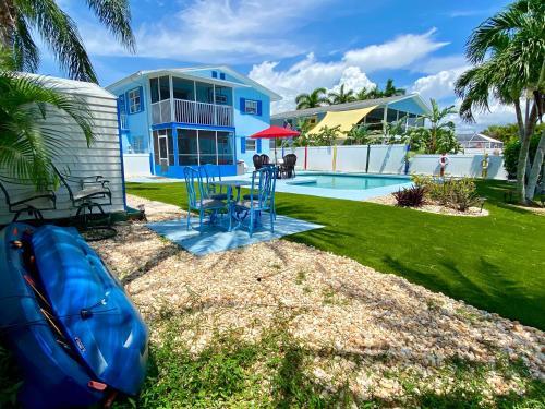120 Bahia Via - Downstairs