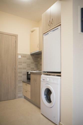 Kosmos Service Apartment Modern Spirit City Center