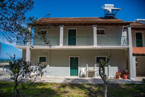 Marabu Seaview Apartments