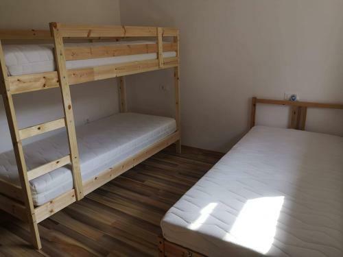Hostel Smolej