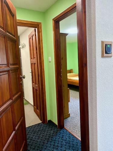 Lodge Ubytov�n� Smrk
