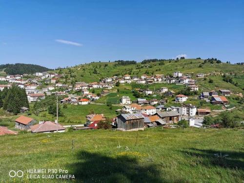 ??????? ???? ??? ??????? F?milly Villa Paradise Buynovo