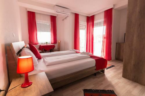 Hotel Fantastik Rent