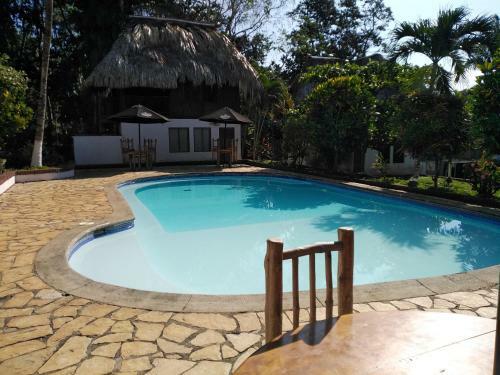 Hotel Cavanna Inn