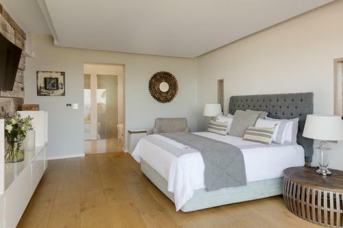 Hostal Element House Bakoven
