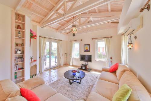 Villa Lagun