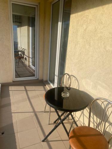 Virgo Apartaments Summerland