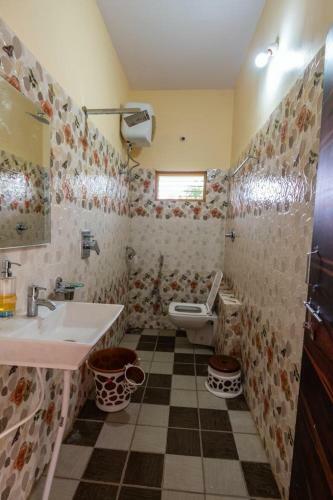 Saptami Hampi Homestay