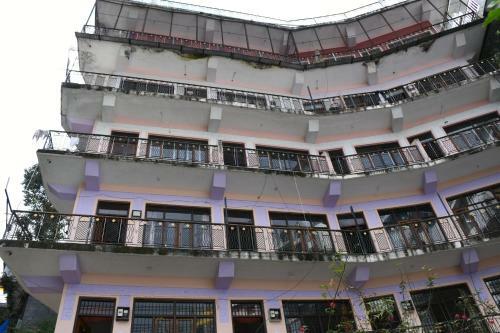 Hotel Himalyan Paradise