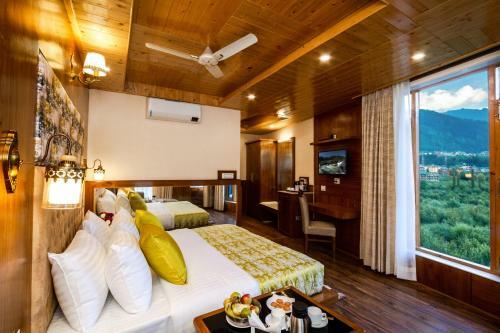 Hotel Suryansh Regency Manali Centrally Heated Air Cooled With Private Balconies
