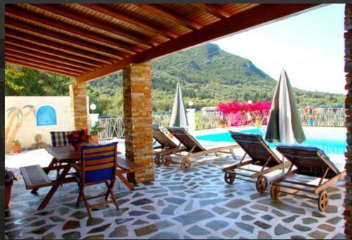Sea View Villa Paramonas