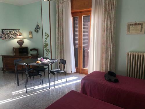 Hostal Camera Con Bagno Privato