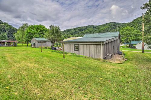 Damascus Cottage With Fire Pit - 1 Mi To Trails